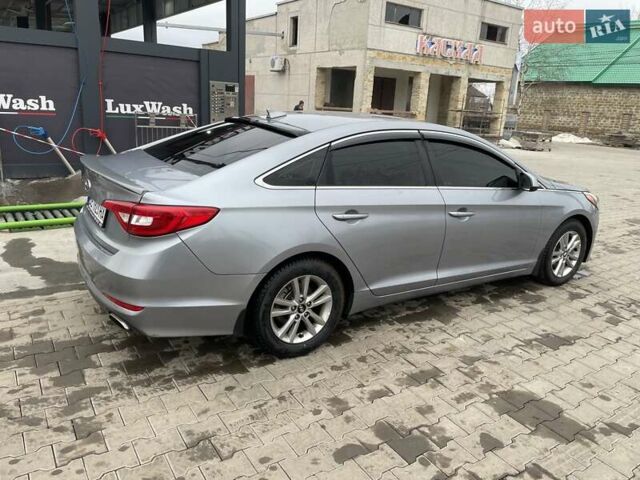 Серый Хендай Соната, объемом двигателя 2.36 л и пробегом 90 тыс. км за 9500 $, фото 8 на Automoto.ua