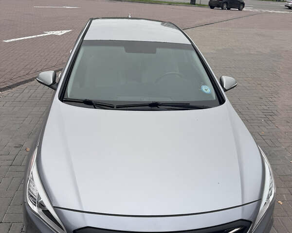 Хендай Соната 2015 в Киеве на Automoto.ua Серый Хендай Соната, объемом двигателя 2.36 л и пробегом 160 тыс. км за 10000 $, фото 10 на Automoto.ua