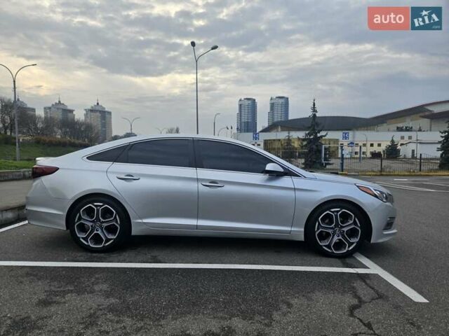 Сірий Хендай Соната, об'ємом двигуна 2.36 л та пробігом 220 тис. км за 8999 $, фото 9 на Automoto.ua