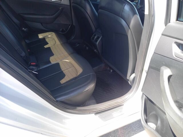 Сірий Хендай Соната, об'ємом двигуна 2 л та пробігом 231 тис. км за 9100 $, фото 12 на Automoto.ua