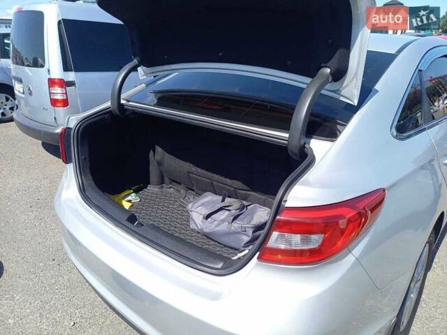 Серый Хендай Соната, объемом двигателя 2 л и пробегом 231 тыс. км за 9100 $, фото 10 на Automoto.ua