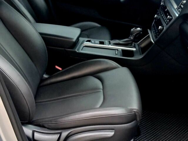 Сірий Хендай Соната, об'ємом двигуна 2 л та пробігом 61 тис. км за 15000 $, фото 15 на Automoto.ua