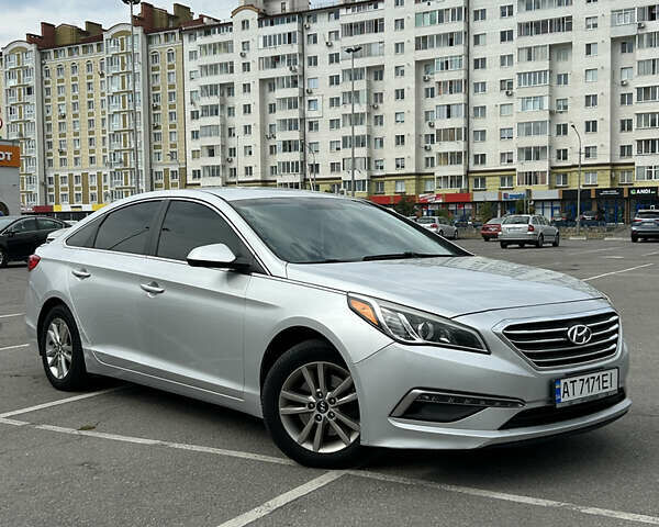 Сірий Хендай Соната, об'ємом двигуна 2.36 л та пробігом 170 тис. км за 9999 $, фото 5 на Automoto.ua