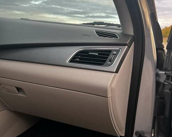 Сірий Хендай Соната, об'ємом двигуна 2.4 л та пробігом 184 тис. км за 10700 $, фото 22 на Automoto.ua