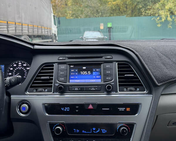 Хендай Соната 2015 в Киеве на Automoto.ua Серый Хендай Соната, объемом двигателя 2.36 л и пробегом 160 тыс. км за 10000 $, фото 20 на Automoto.ua