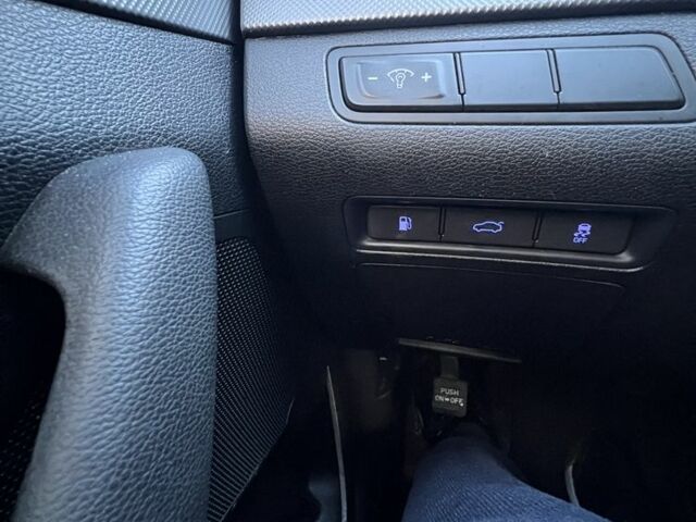 Хендай Соната 2015 в Киеве на Automoto.ua Серый Хендай Соната, объемом двигателя 2 л и пробегом 498 тыс. км за 8600 $, фото 6 на Automoto.ua