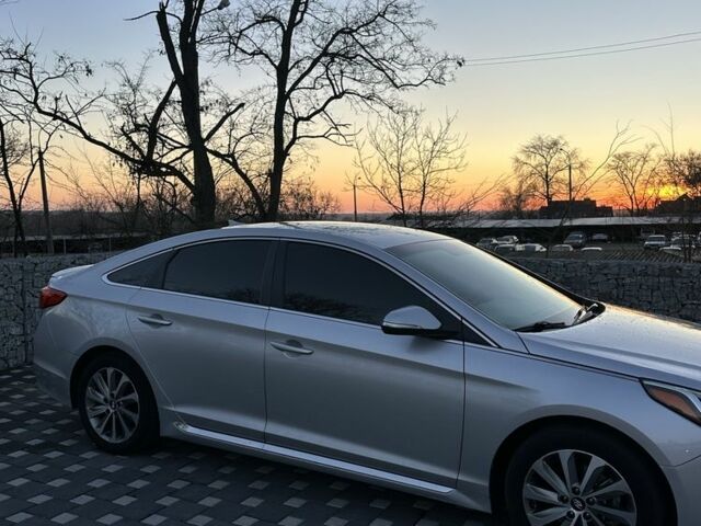 Серый Хендай Соната, объемом двигателя 2.4 л и пробегом 120 тыс. км за 10000 $, фото 3 на Automoto.ua