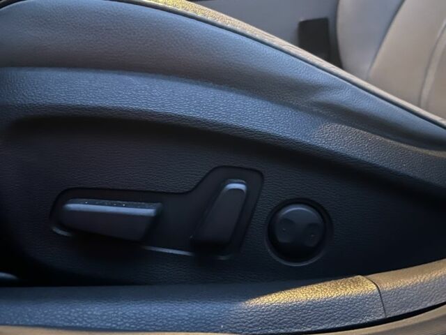 Серый Хендай Соната, объемом двигателя 1.6 л и пробегом 3 тыс. км за 10500 $, фото 10 на Automoto.ua