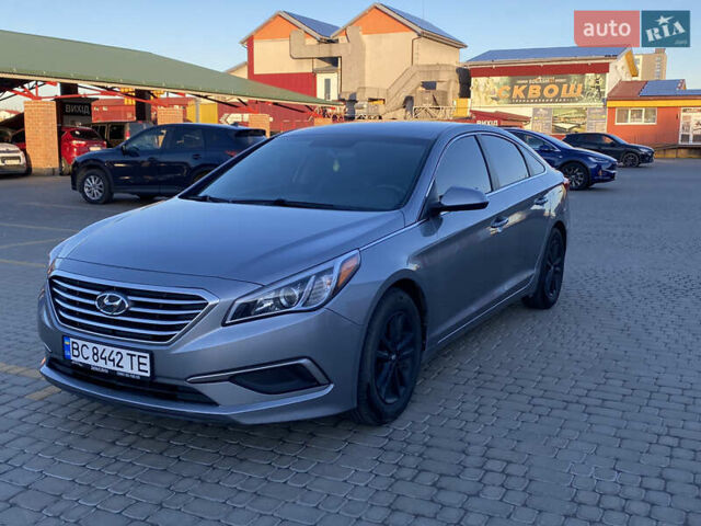 Серый Хендай Соната, объемом двигателя 2.36 л и пробегом 40 тыс. км за 10700 $, фото 4 на Automoto.ua