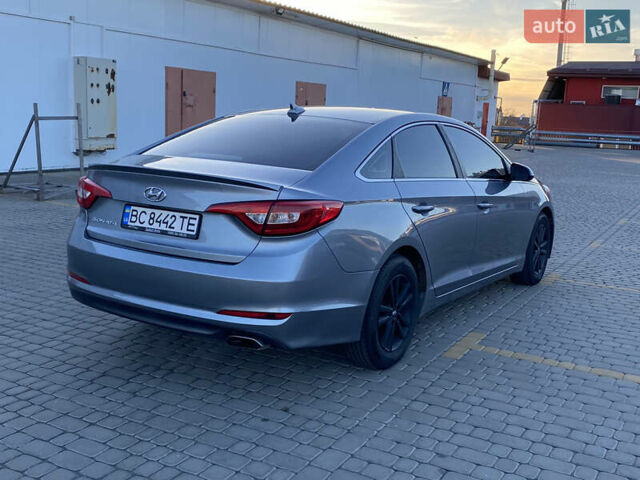 Серый Хендай Соната, объемом двигателя 2.36 л и пробегом 40 тыс. км за 10700 $, фото 6 на Automoto.ua
