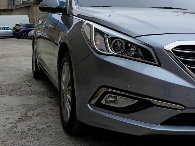 Сірий Хендай Соната, об'ємом двигуна 2 л та пробігом 61 тис. км за 15000 $, фото 6 на Automoto.ua