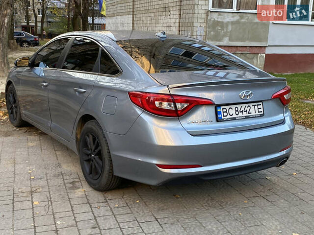 Серый Хендай Соната, объемом двигателя 2.36 л и пробегом 40 тыс. км за 10700 $, фото 12 на Automoto.ua