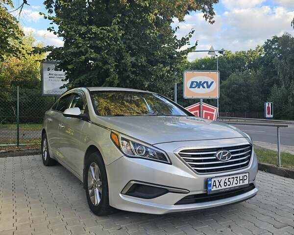 Серый Хендай Соната, объемом двигателя 2.36 л и пробегом 160 тыс. км за 9167 $, фото 7 на Automoto.ua