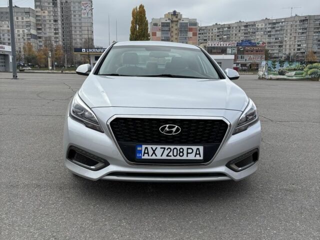 Сірий Хендай Соната, об'ємом двигуна 2 л та пробігом 114 тис. км за 14200 $, фото 15 на Automoto.ua