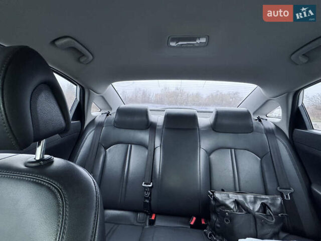 Сірий Хендай Соната, об'ємом двигуна 2 л та пробігом 169 тис. км за 11300 $, фото 19 на Automoto.ua