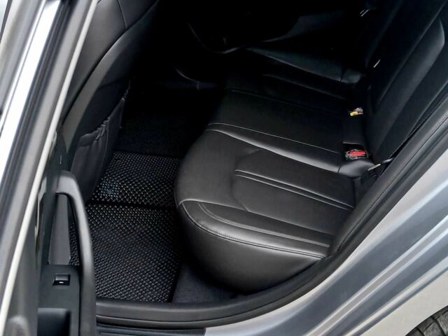 Сірий Хендай Соната, об'ємом двигуна 2 л та пробігом 61 тис. км за 15000 $, фото 11 на Automoto.ua