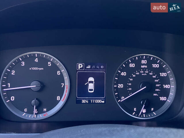 Серый Хендай Соната, объемом двигателя 2.36 л и пробегом 178 тыс. км за 11599 $, фото 11 на Automoto.ua