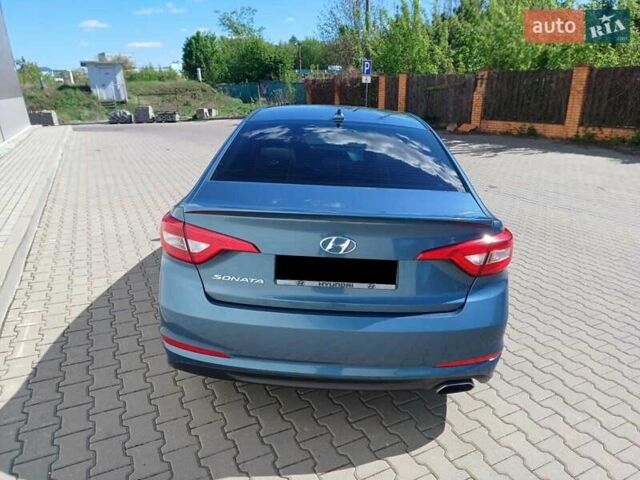 Хендай Соната 2015 у Києві на Automoto.ua Сірий Хендай Соната, об'ємом двигуна 2.36 л та пробігом 138 тис. км за 10600 $, фото 5 на Automoto.ua