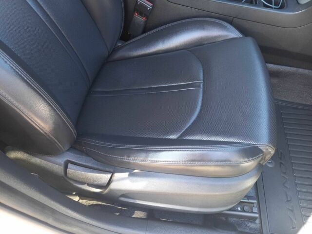 Сірий Хендай Соната, об'ємом двигуна 2 л та пробігом 231 тис. км за 9100 $, фото 18 на Automoto.ua