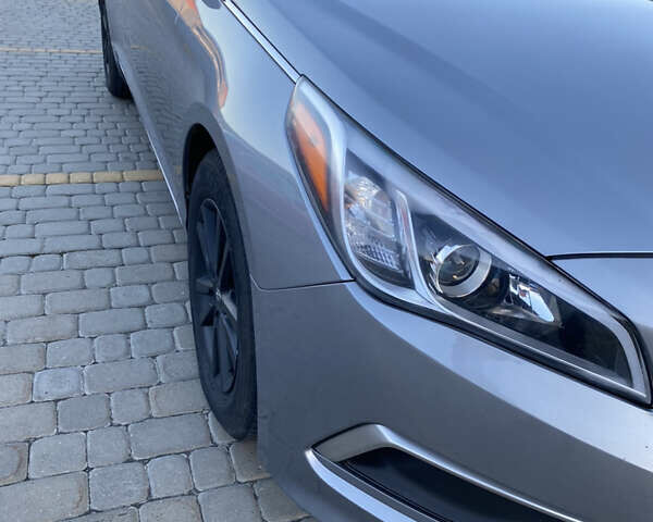 Серый Хендай Соната, объемом двигателя 2.36 л и пробегом 40 тыс. км за 10700 $, фото 13 на Automoto.ua