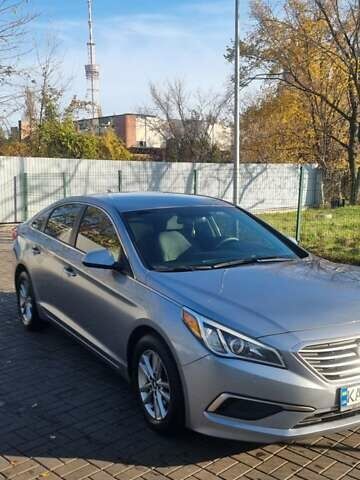 Хендай Соната 2015 в Киеве на Automoto.ua Серый Хендай Соната, объемом двигателя 2.36 л и пробегом 125 тыс. км за 10700 $, фото 6 на Automoto.ua