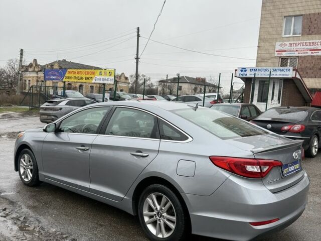 Серый Хендай Соната, объемом двигателя 2.4 л и пробегом 160 тыс. км за 9500 $, фото 3 на Automoto.ua