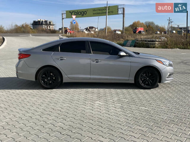 Серый Хендай Соната, объемом двигателя 2.36 л и пробегом 40 тыс. км за 11800 $, фото 6 на Automoto.ua