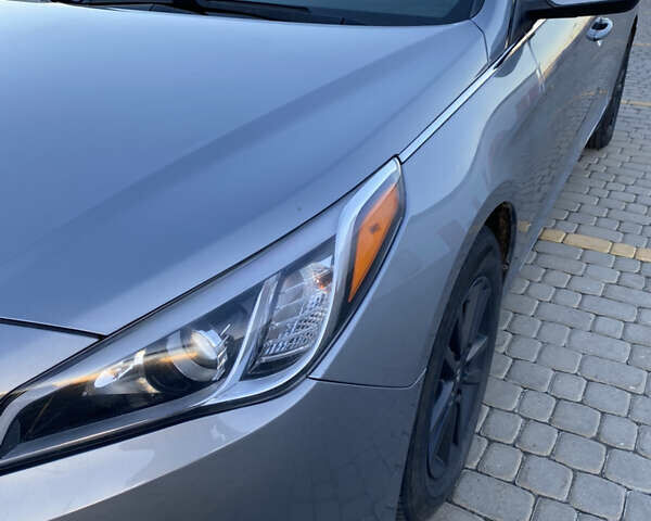 Серый Хендай Соната, объемом двигателя 2.36 л и пробегом 40 тыс. км за 10700 $, фото 14 на Automoto.ua