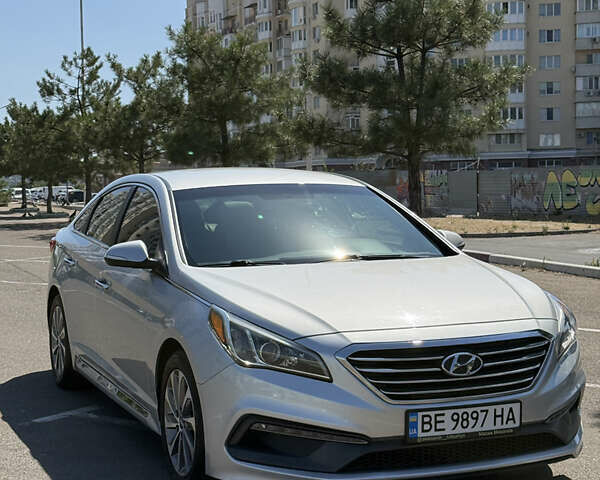 Серый Хендай Соната, объемом двигателя 2.36 л и пробегом 160 тыс. км за 10500 $, фото 1 на Automoto.ua