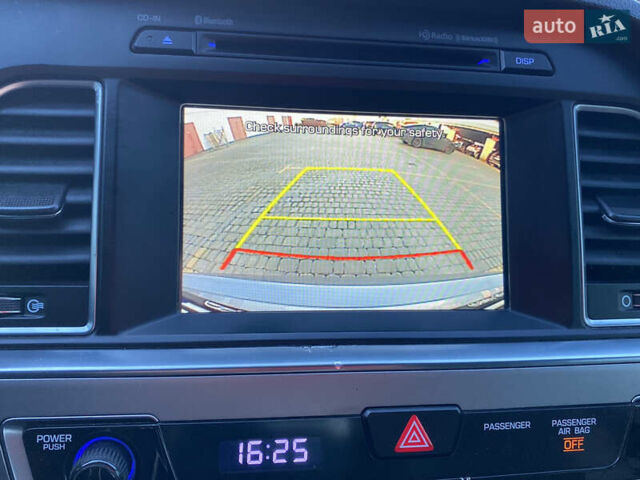 Серый Хендай Соната, объемом двигателя 2.36 л и пробегом 40 тыс. км за 10700 $, фото 28 на Automoto.ua