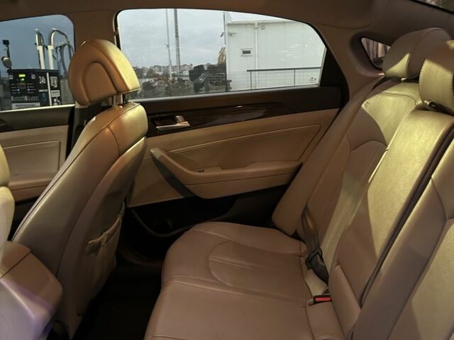 Серый Хендай Соната, объемом двигателя 1.6 л и пробегом 3 тыс. км за 10500 $, фото 14 на Automoto.ua