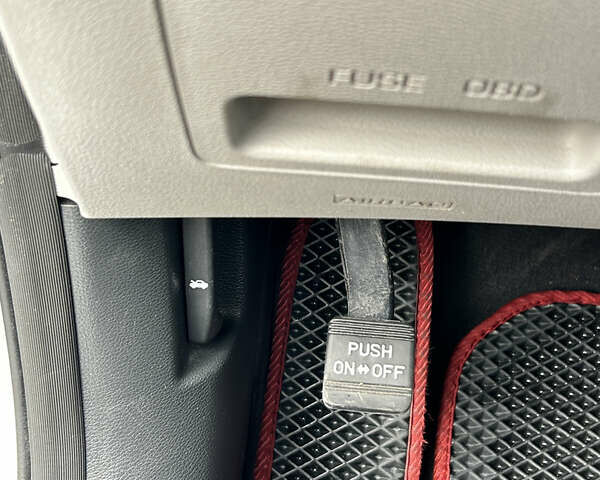 Сірий Хендай Соната, об'ємом двигуна 2.36 л та пробігом 170 тис. км за 9999 $, фото 22 на Automoto.ua