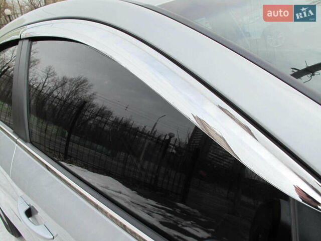 Сірий Хендай Соната, об'ємом двигуна 2 л та пробігом 265 тис. км за 10500 $, фото 48 на Automoto.ua
