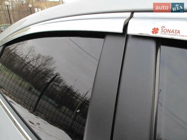 Сірий Хендай Соната, об'ємом двигуна 2 л та пробігом 265 тис. км за 10500 $, фото 49 на Automoto.ua