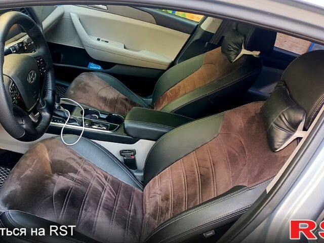 Сірий Хендай Соната, об'ємом двигуна 2.4 л та пробігом 190 тис. км за 10000 $, фото 8 на Automoto.ua