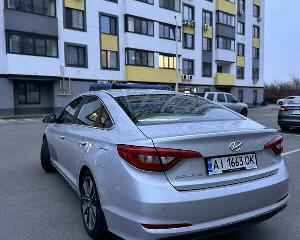 Сірий Хендай Соната, об'ємом двигуна 2 л та пробігом 246 тис. км за 9800 $, фото 2 на Automoto.ua