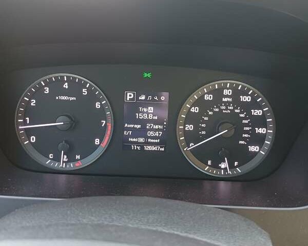 Серый Хендай Соната, объемом двигателя 2.36 л и пробегом 203 тыс. км за 13349 $, фото 32 на Automoto.ua