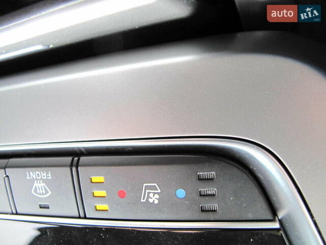 Сірий Хендай Соната, об'ємом двигуна 2 л та пробігом 265 тис. км за 10500 $, фото 68 на Automoto.ua