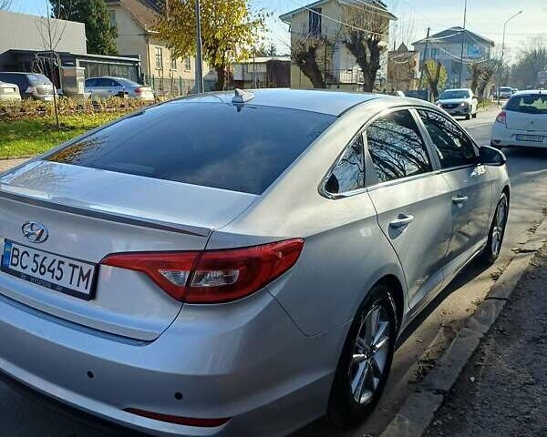 Серый Хендай Соната, объемом двигателя 2.36 л и пробегом 203 тыс. км за 13349 $, фото 31 на Automoto.ua