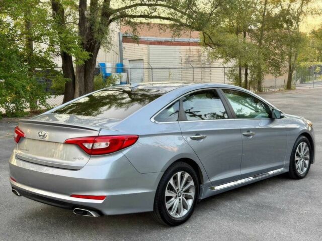 Серый Хендай Соната, объемом двигателя 2.4 л и пробегом 79 тыс. км за 1500 $, фото 5 на Automoto.ua