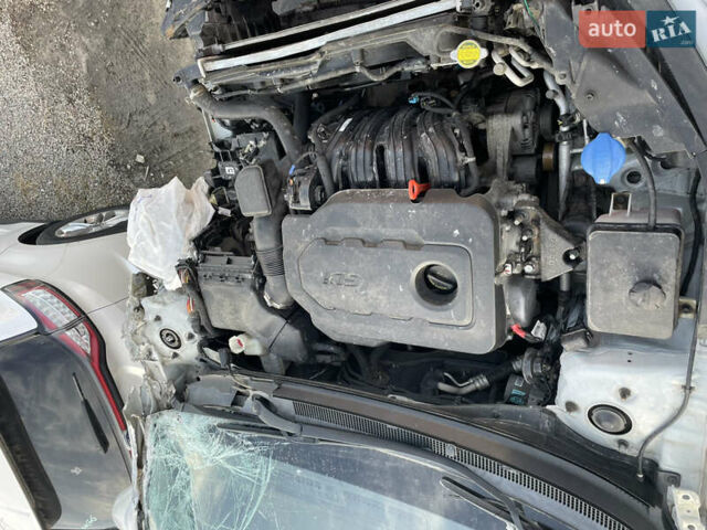 Сірий Хендай Соната, об'ємом двигуна 2.36 л та пробігом 97 тис. км за 3700 $, фото 7 на Automoto.ua