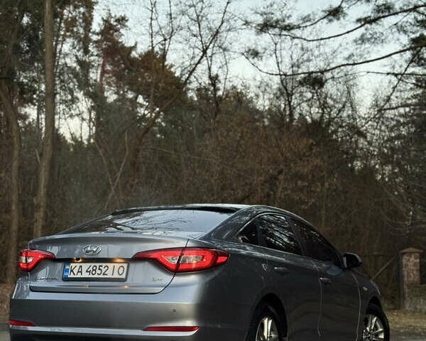 Серый Хендай Соната, объемом двигателя 2 л и пробегом 169 тыс. км за 11700 $, фото 24 на Automoto.ua