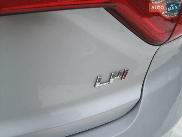 Сірий Хендай Соната, об'ємом двигуна 2 л та пробігом 265 тис. км за 10500 $, фото 15 на Automoto.ua