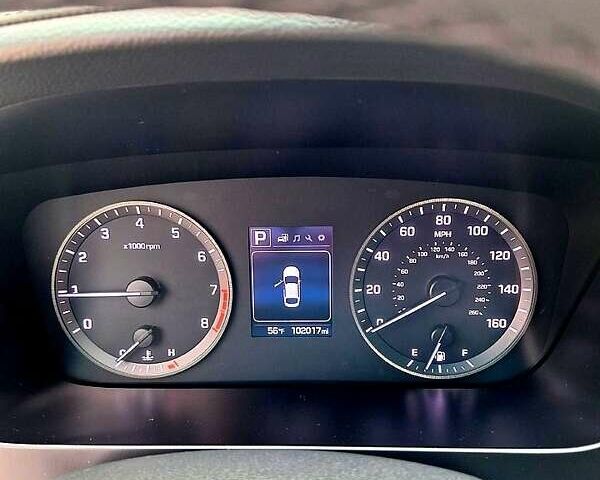 Серый Хендай Соната, объемом двигателя 2.4 л и пробегом 160 тыс. км за 10000 $, фото 6 на Automoto.ua