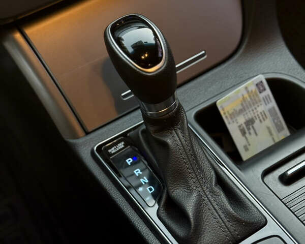 Серый Хендай Соната, объемом двигателя 2 л и пробегом 169 тыс. км за 11700 $, фото 32 на Automoto.ua