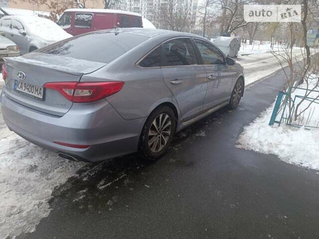 Сірий Хендай Соната, об'ємом двигуна 2.36 л та пробігом 130 тис. км за 12600 $, фото 2 на Automoto.ua