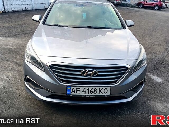 Сірий Хендай Соната, об'ємом двигуна 2.4 л та пробігом 190 тис. км за 10000 $, фото 3 на Automoto.ua