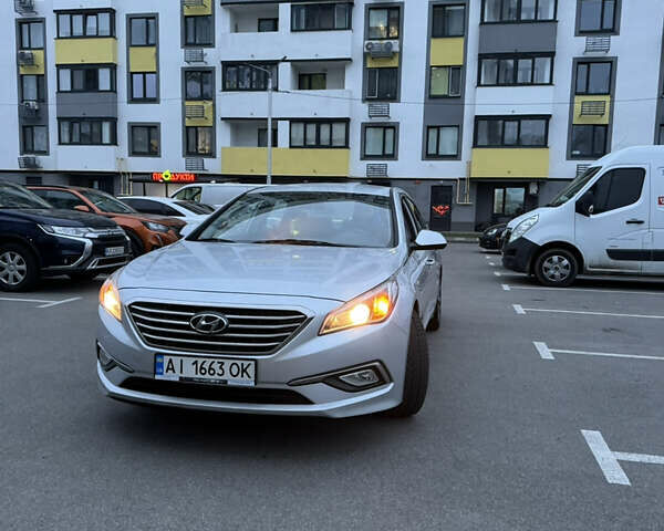 Сірий Хендай Соната, об'ємом двигуна 2 л та пробігом 246 тис. км за 9800 $, фото 3 на Automoto.ua