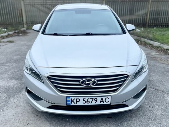 Серый Хендай Соната, объемом двигателя 2.4 л и пробегом 174 тыс. км за 266 $, фото 2 на Automoto.ua