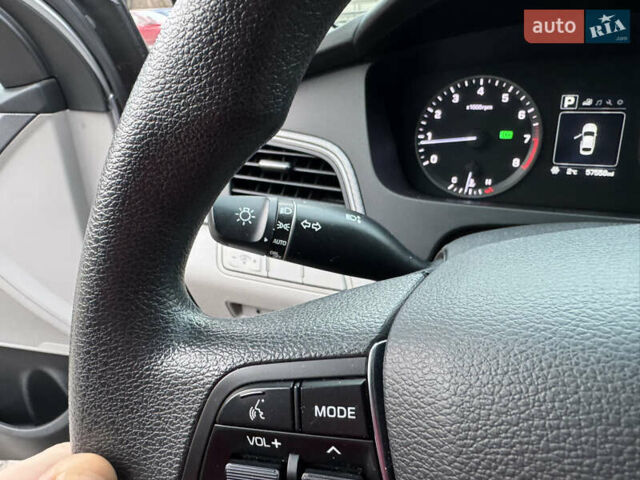 Серый Хендай Соната, объемом двигателя 2.36 л и пробегом 93 тыс. км за 9800 $, фото 39 на Automoto.ua